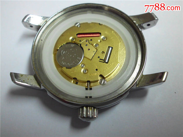 "经典"天梭,瑞士机芯f06.111"蓝宝石"玻璃,走时准