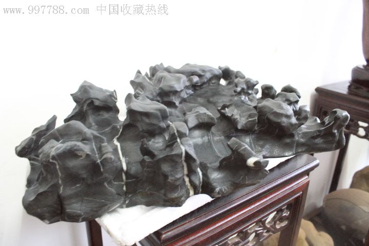 纯天然墨石【悬崖】精品【低价拍卖】加价太低您是拿不走的,【放鸽子