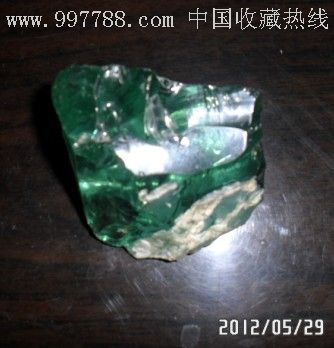 绿水晶原石