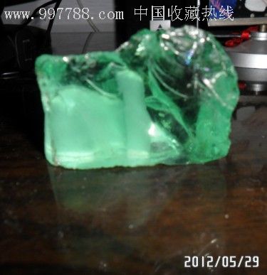 绿水晶原石
