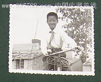学骑自行车的小学生-se6597546-老照片-零售-7788收藏__中国收藏热线