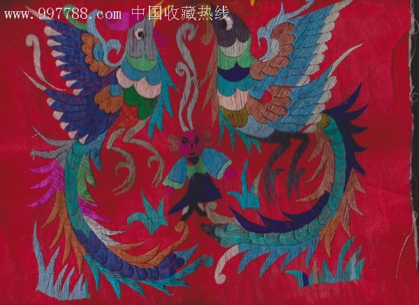 双凤凰绣品