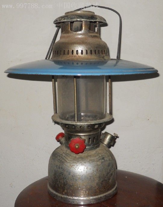 一个老的铜汽油灯(全品)