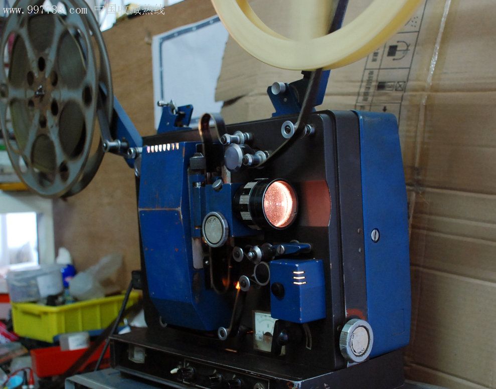 16毫米胶片电影放映设备甘光溴钨灯放映机