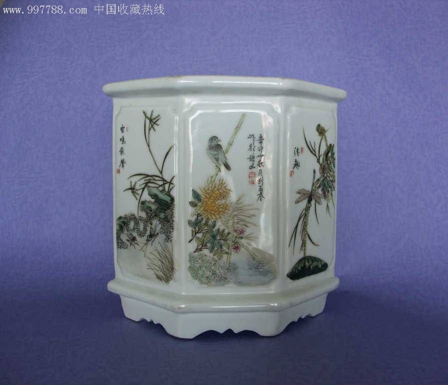 珠山八友刘雨岑---粉彩花鸟鱼虫六菱大笔筒