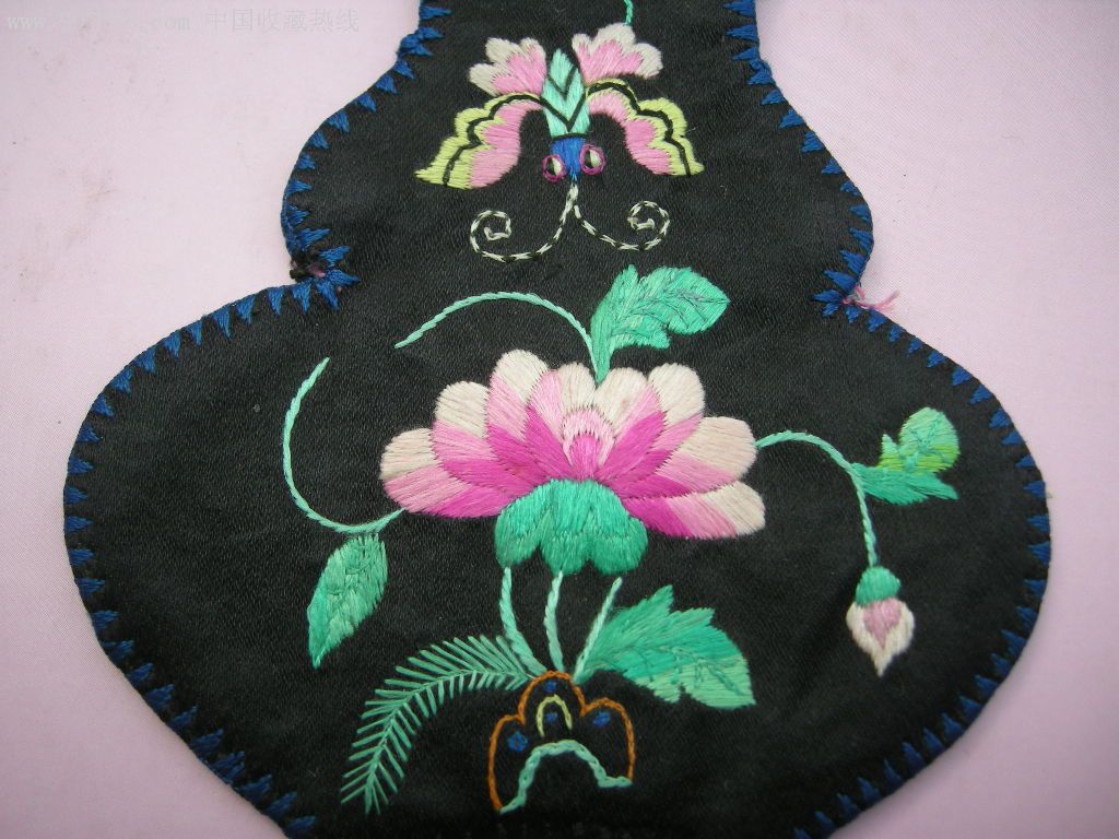包老包真双面工蝶峦花葫芦形绣花荷包