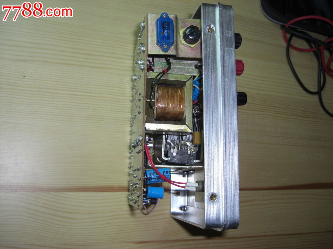 收录机维修利器示波器+信号源+晶体管在线测