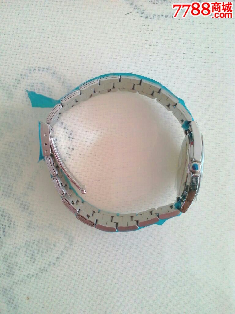 国产名牌依波手表一只【全新带包装,30米防水