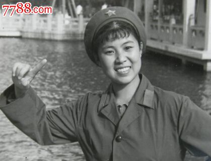 解放军女兵,<em>我的</em>青春我做主!【<em>美女</em>,漂亮老照片