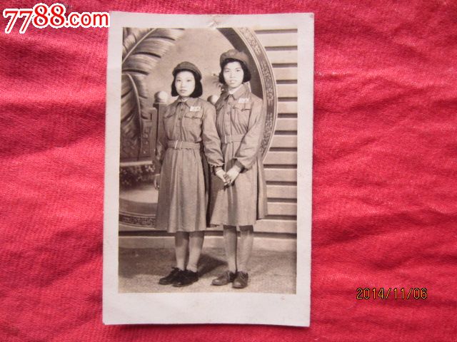 <em>抗美援朝</em>文艺<em>女兵</em>戎装照-价格:120元-se26851