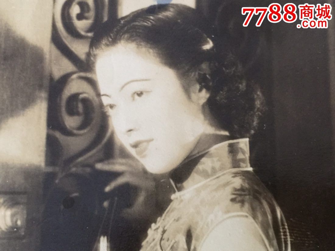 民国<em>女歌星李</em>香兰老照片-se30220171-7788老