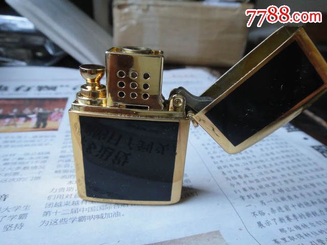 打火机/点火器,燃气打火机,年代不详,长方形,法国,其他品牌,其他金属