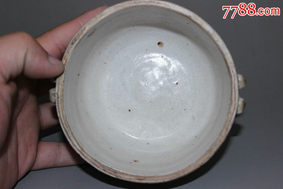 明代青白釉刻花盖罐
