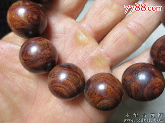 88号海黄油梨老料手串12棵x20cm