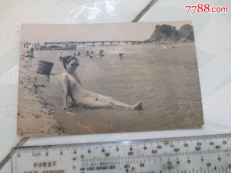 战前日本老照片!泳装墨镜美女_价格元_第1张_7788收藏__中国收藏热线