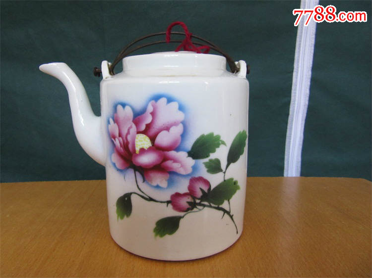 特价五十年代景德镇出品富贵牡丹花卉提梁茶壶怀旧收藏老瓷器