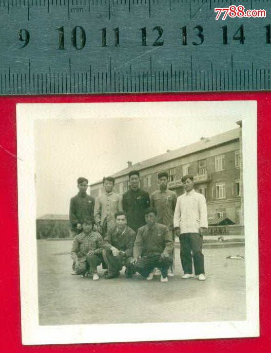 鞍山二钢校田径射击运动会,第一组与班主任在