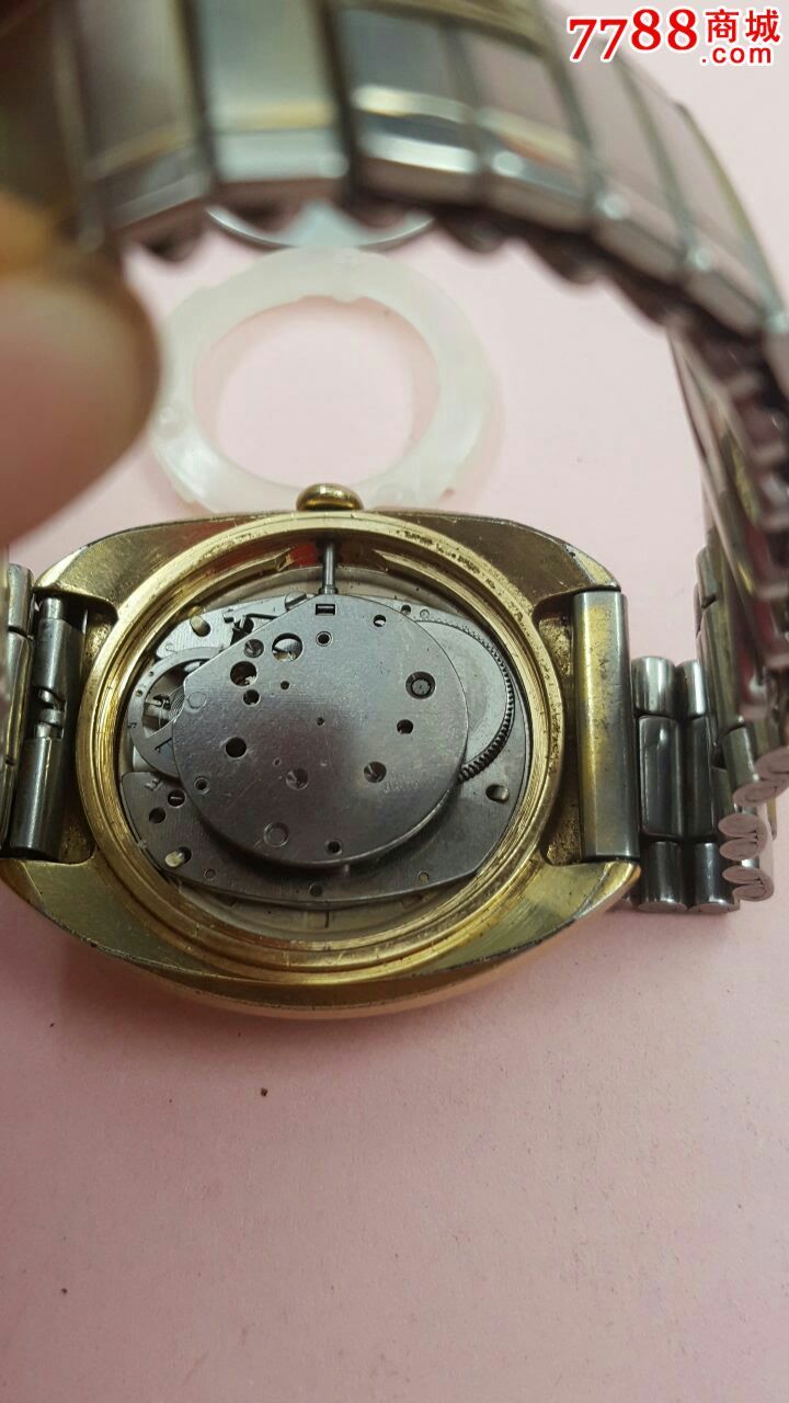 古董timex带日历手表