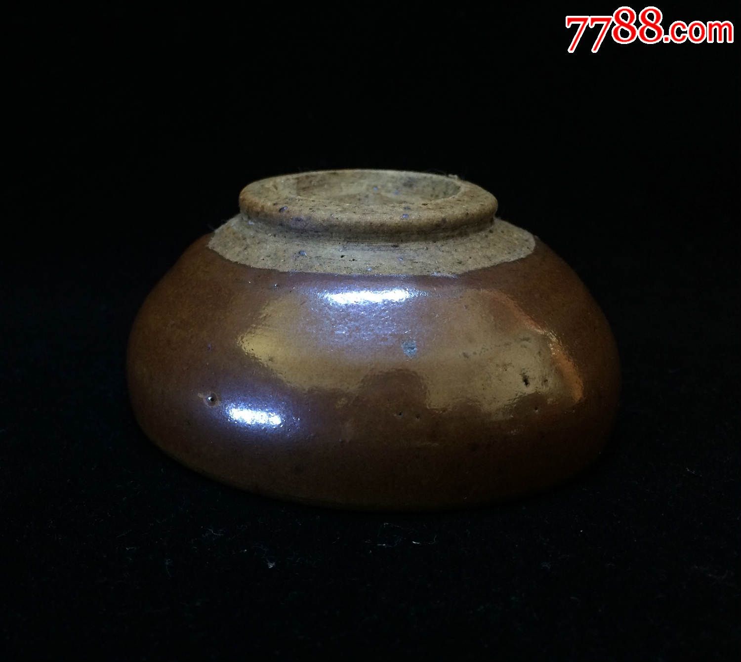 明代紫金釉杯