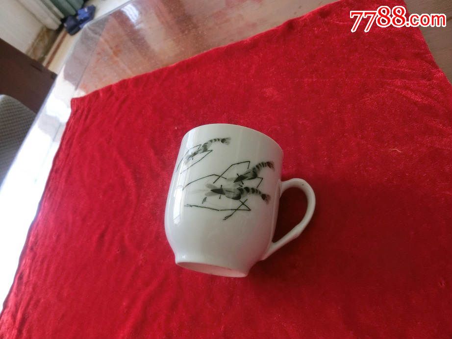 【茶杯收藏】七十年代醴陵国光白瓷瓷器群虾图茶杯(好品相)