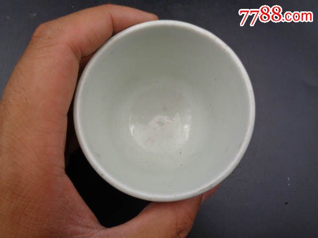 民国时期龙泉宝溪民窑青瓷杯