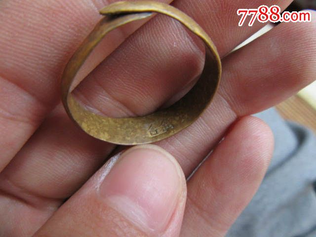 七八十年代合金戒指一个