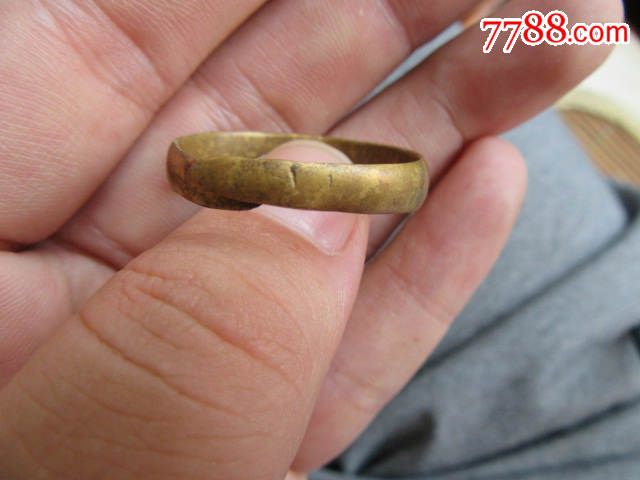 七八十年代合金戒指一个