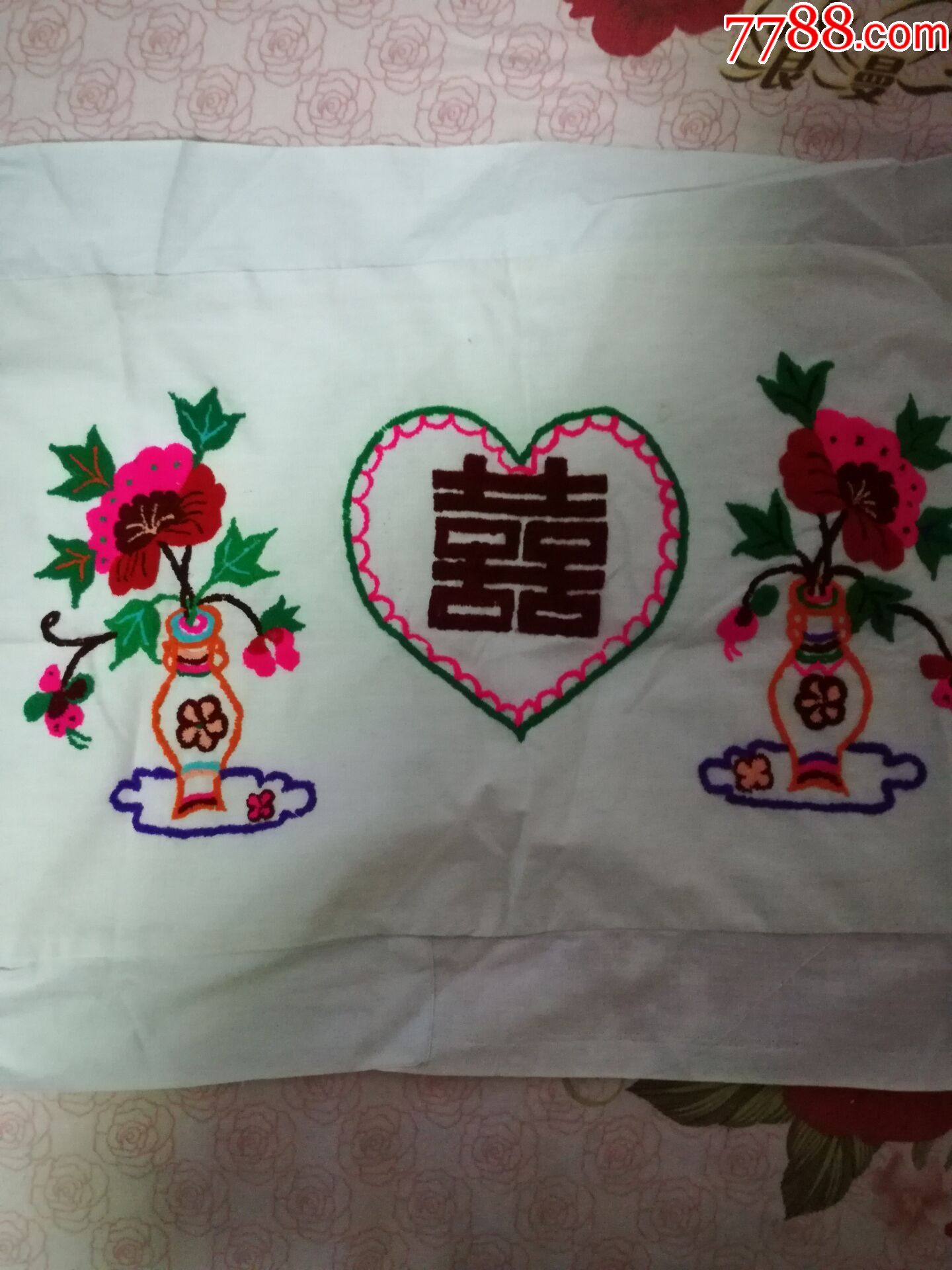 80年代的纯手工绣花枕头4