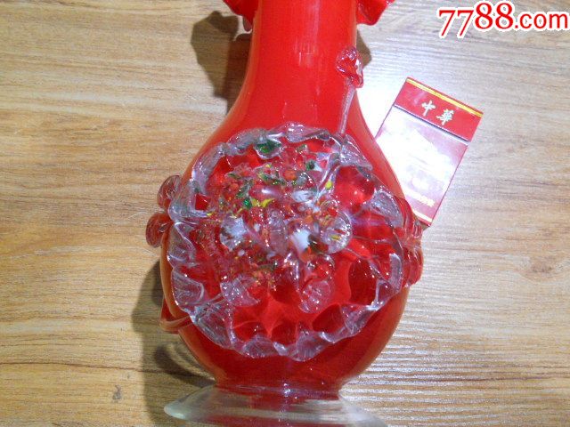 【经典的怀旧工艺品】七八十年代玻璃花瓶(一只)