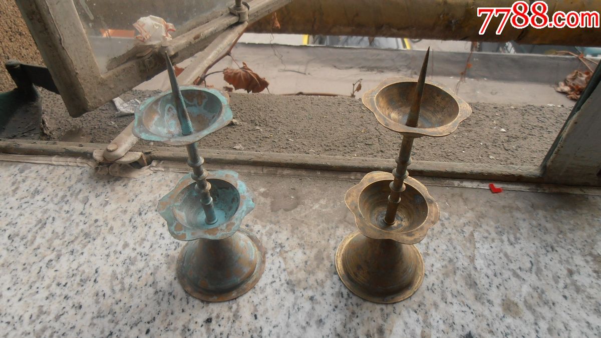 老铜蜡台一对_价格170.