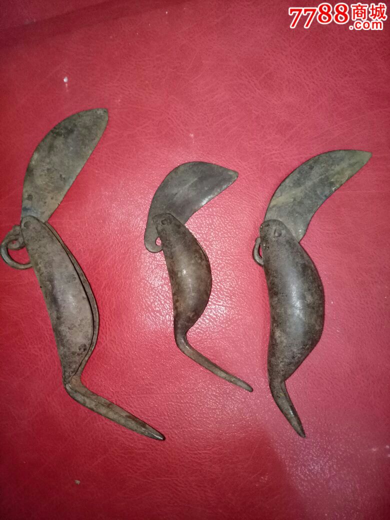漂亮的鱼型刀