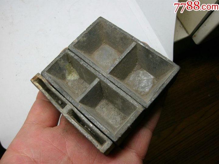 完整3个老铅模,不懂做啥用的.