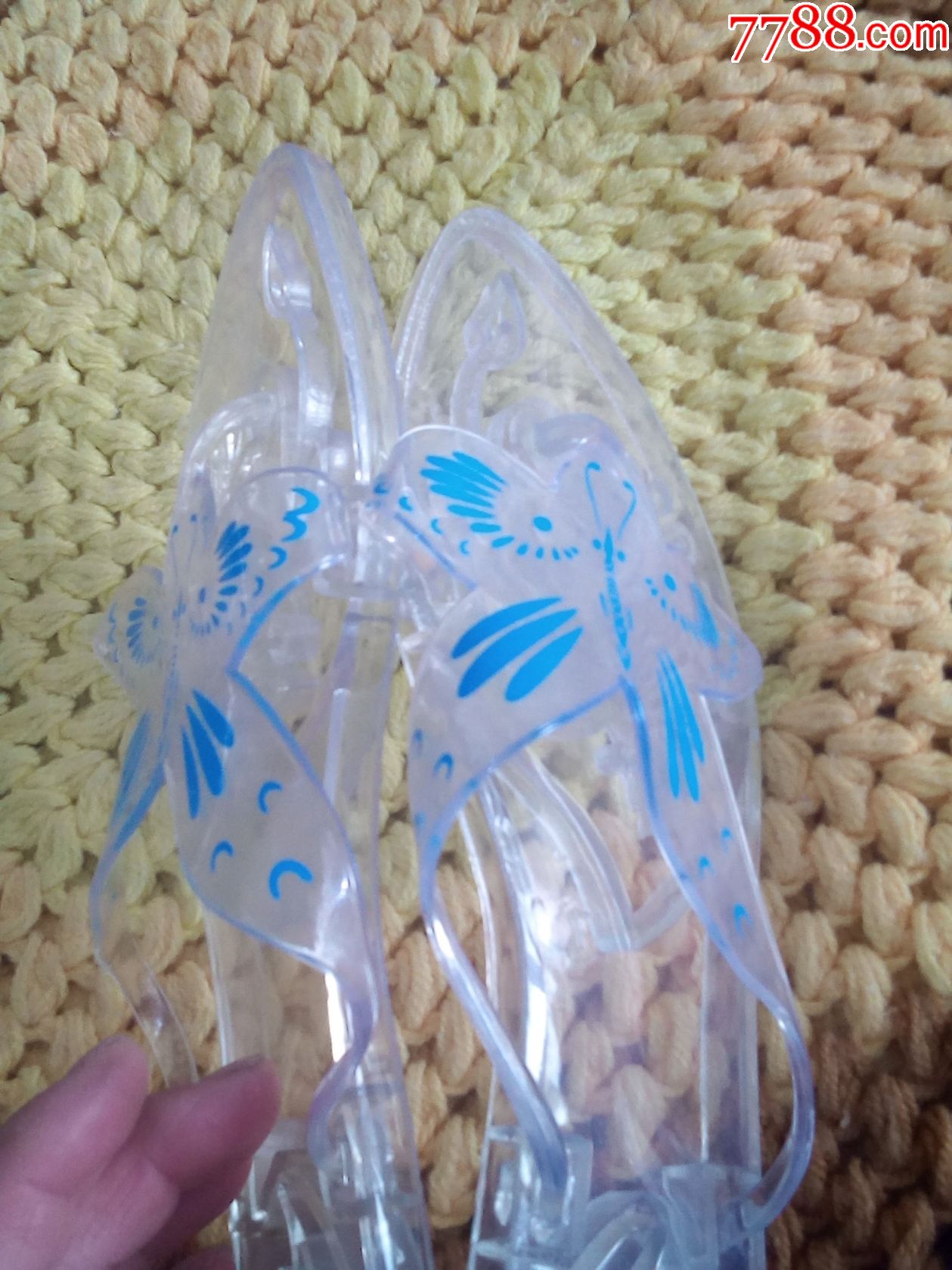 经典怀旧老拖鞋一双(崭新未用,品严者慎拍,售出不退)