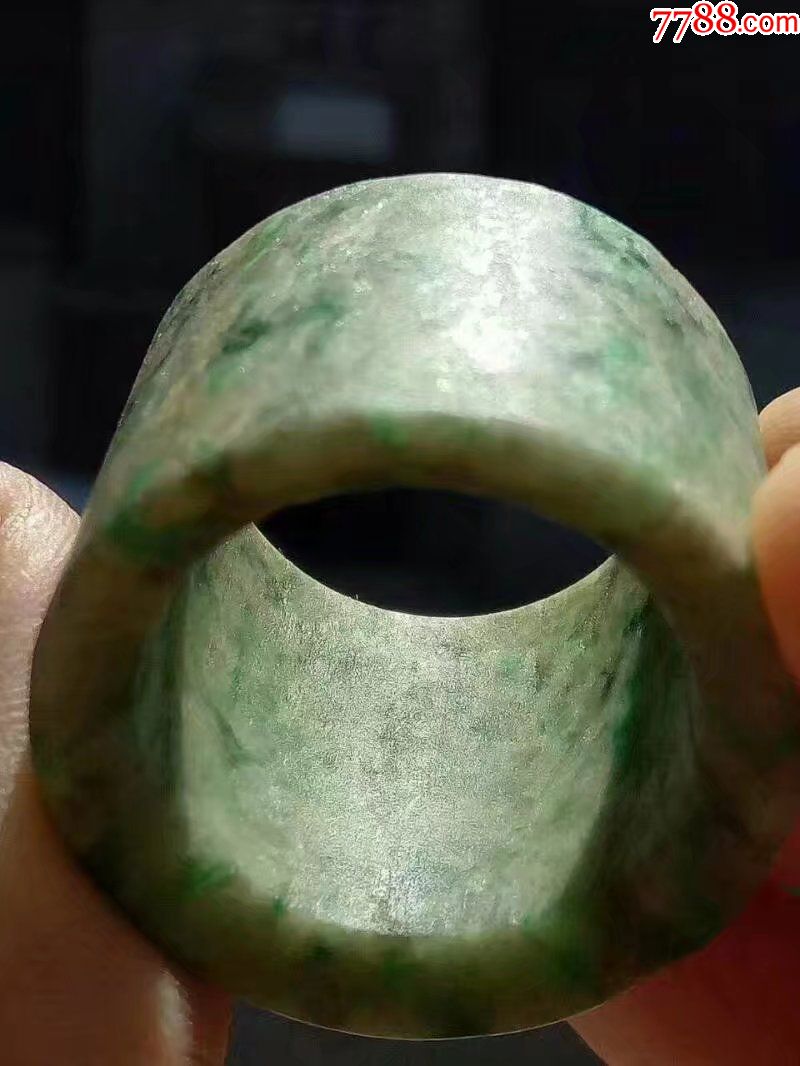 生坑品清代正阳绿翡翠扳指