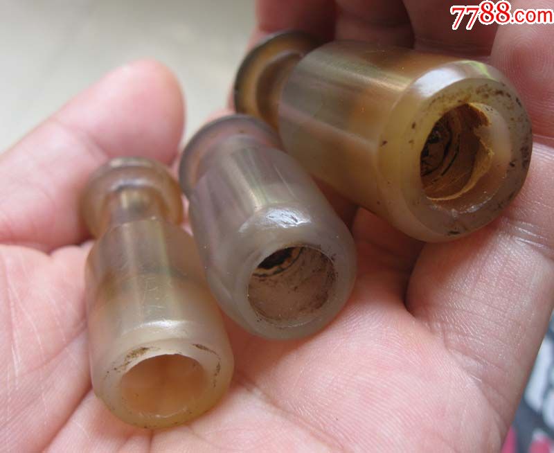 老玛瑙烟嘴3个_价格360.