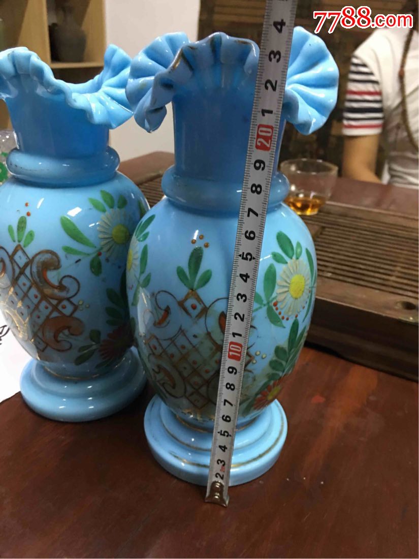 晚清琉璃花瓶一对