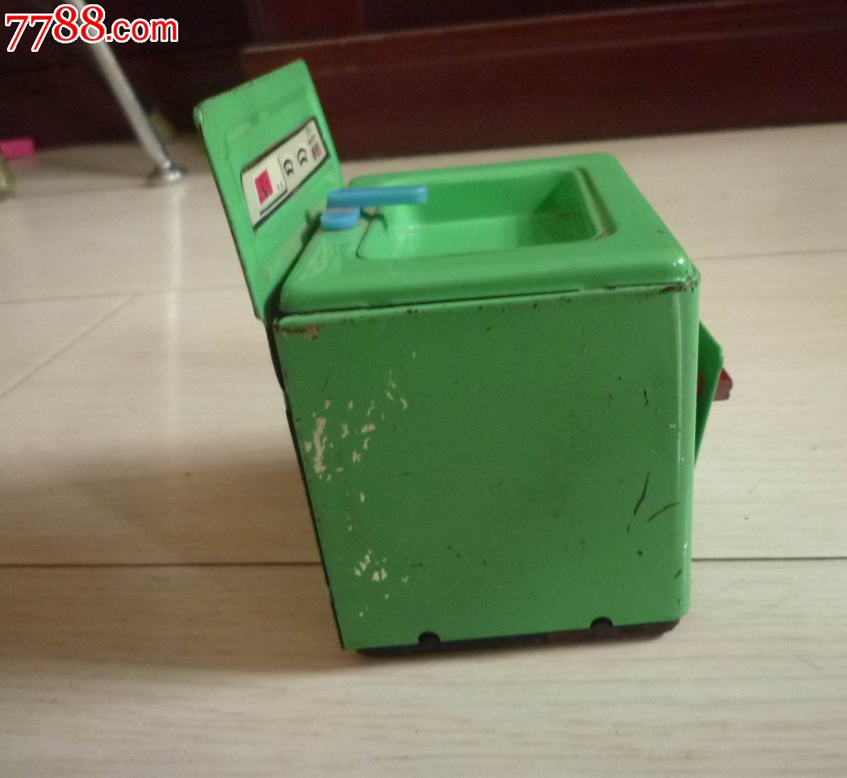 怀旧经典收藏文革经典铁皮绿色迷你小洗衣机玩