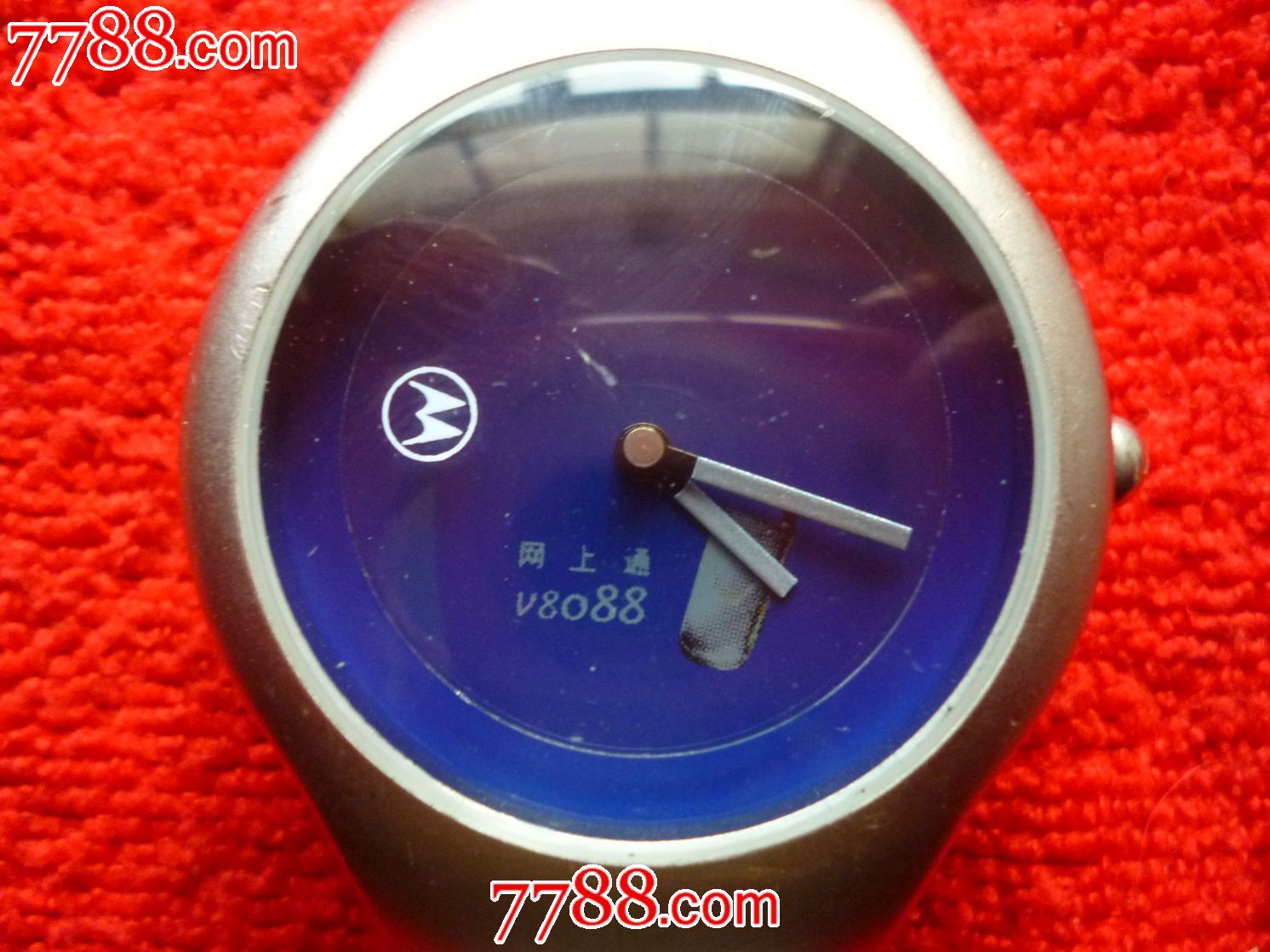 摩托罗拉公司在出品【摩托罗拉8088】手机时