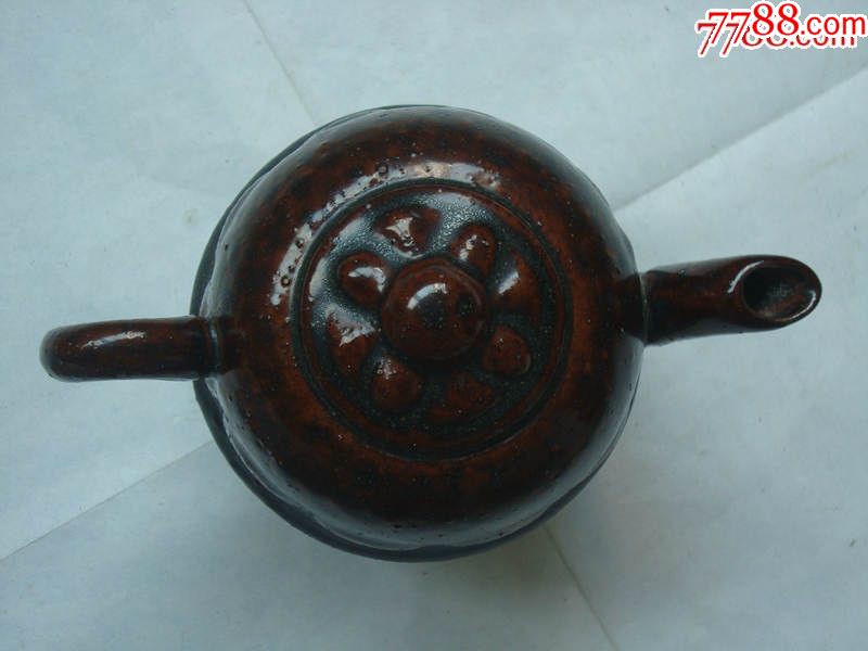 少见民国倒流壶