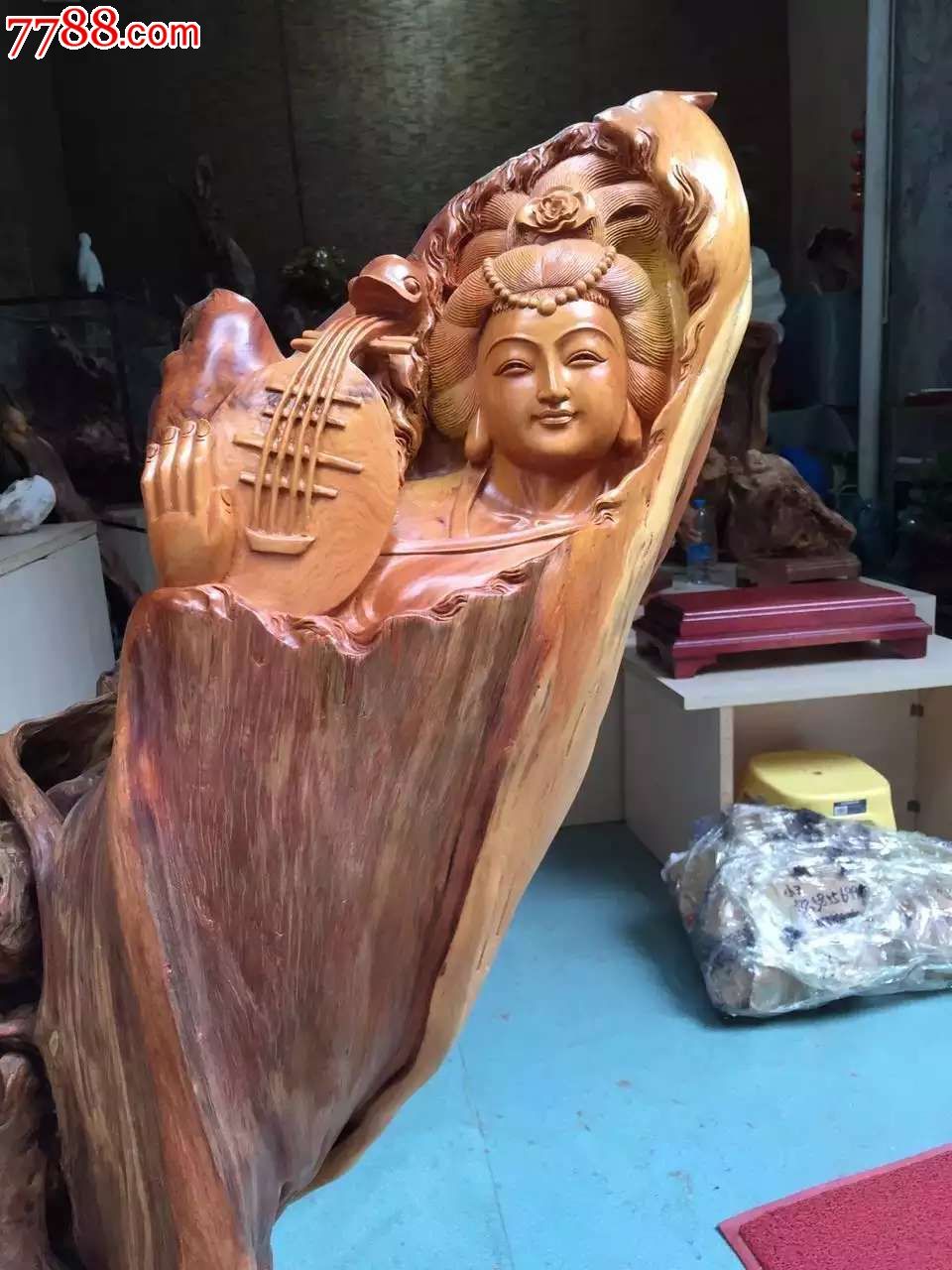 昭君出塞崖柏双色料高