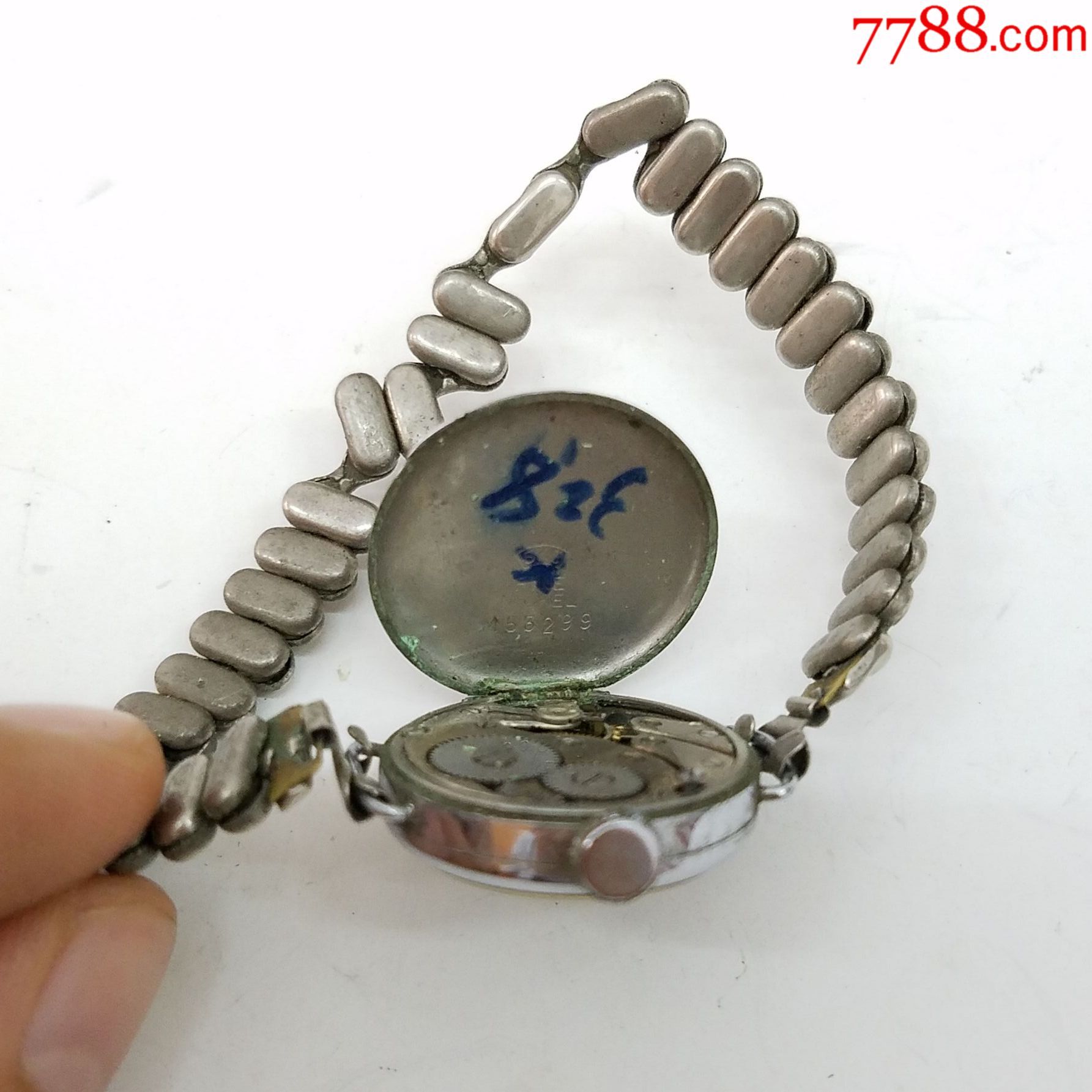 robin手动上链机械女表【"反斗星"翻盖王】【金针金刻度】【独特小