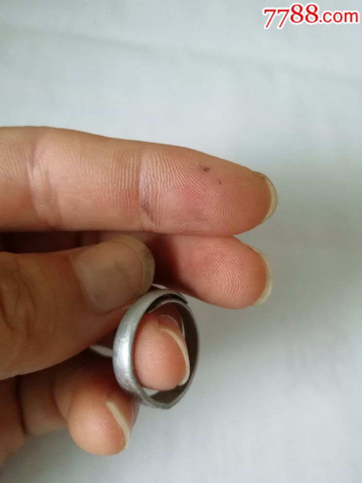 铝戒指