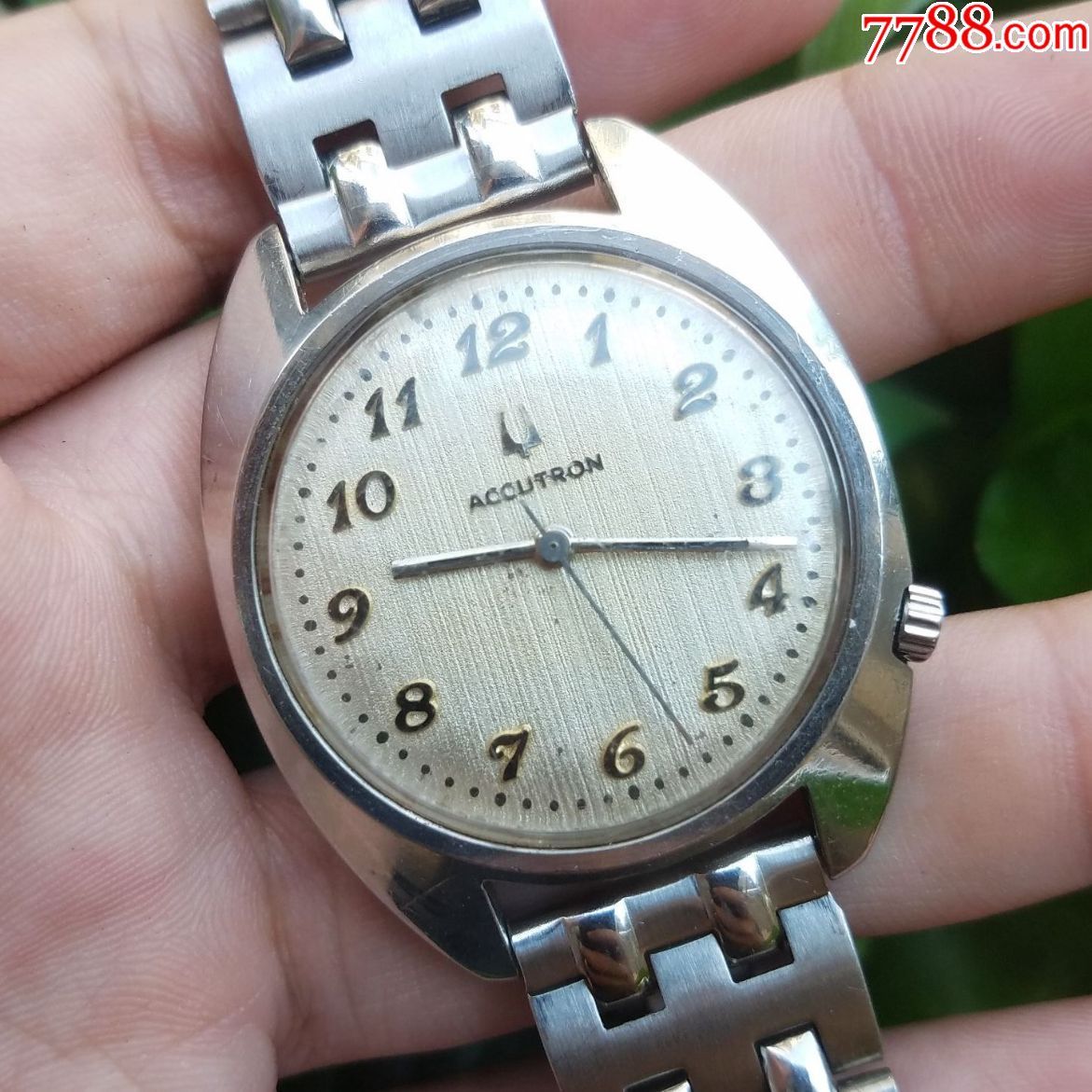 珍稀级—钟表史上第一只高震频音叉表】宝路华accutron音叉男表!