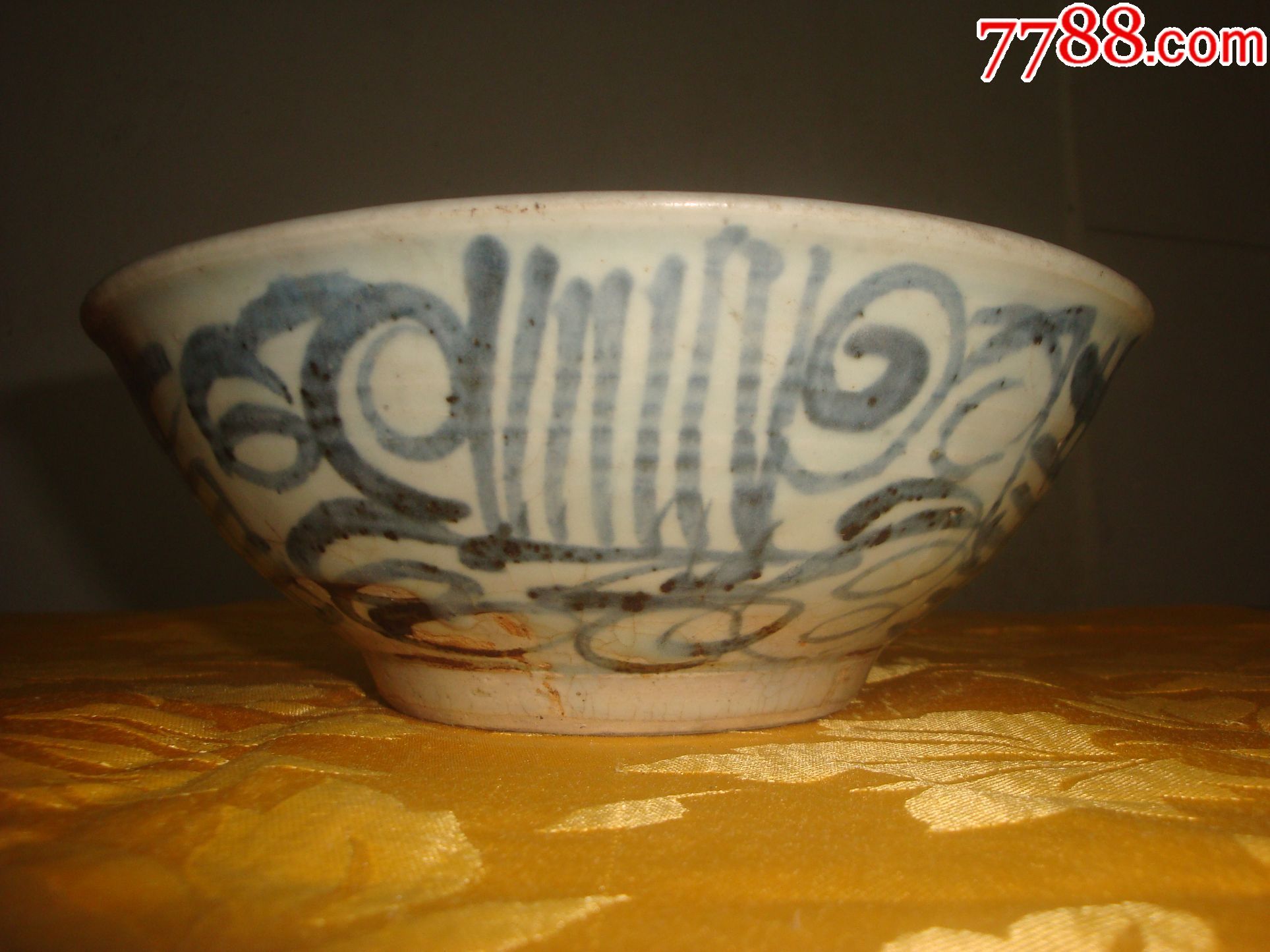 明朝的喜字青花大碗