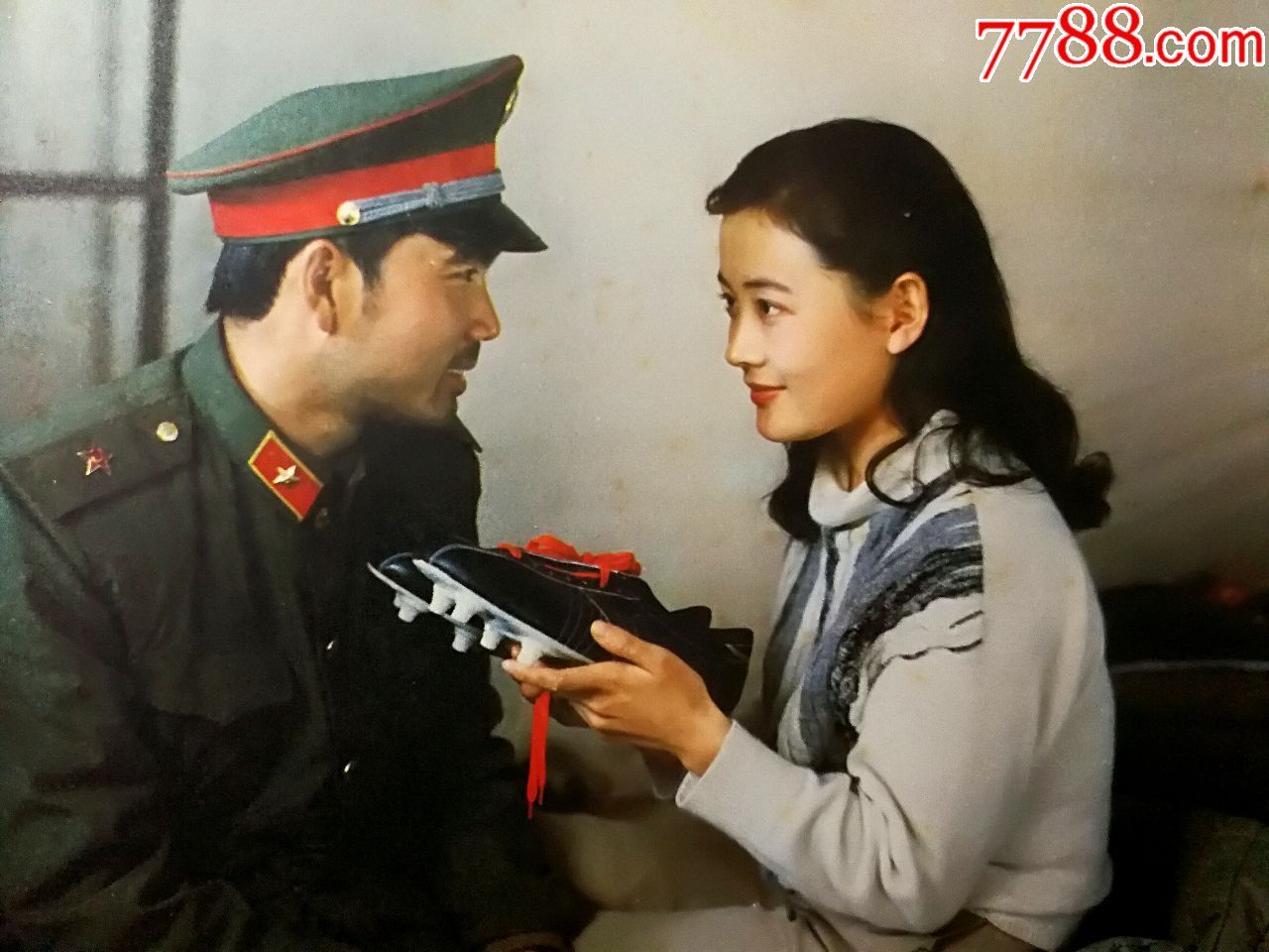 流金岁月老海报战争让女人走开上影厂故事片87年电影剧照12开8张