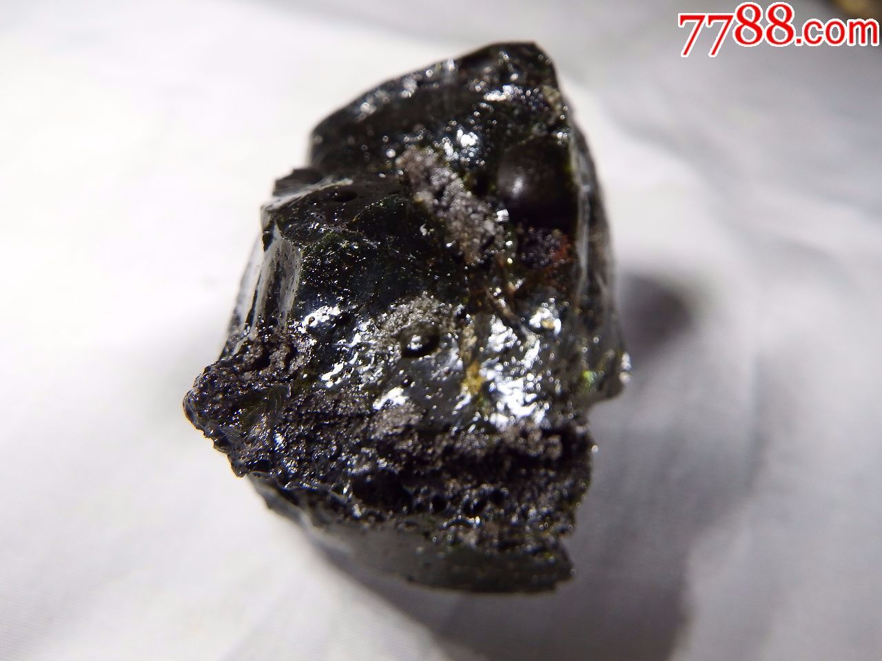玻璃陨石(精品159.2克)