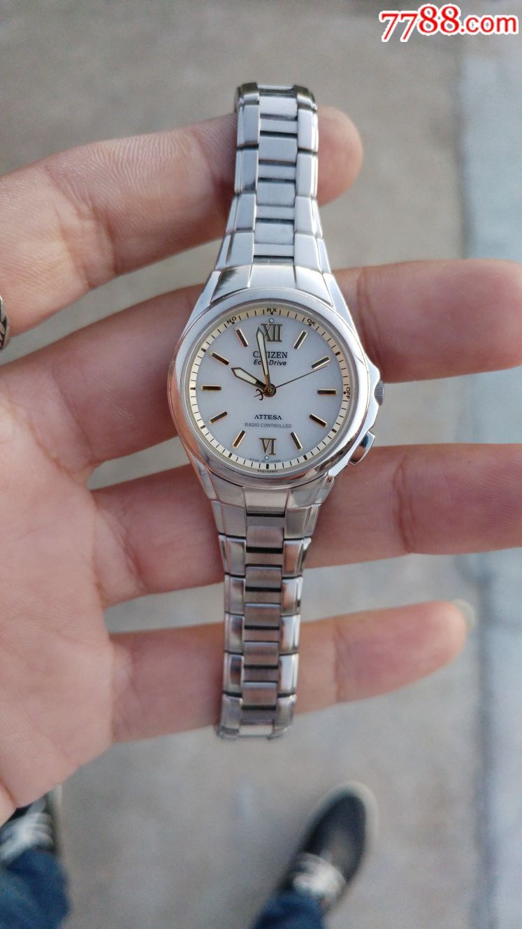 极品西铁城海螺钛合金光动能电波女表