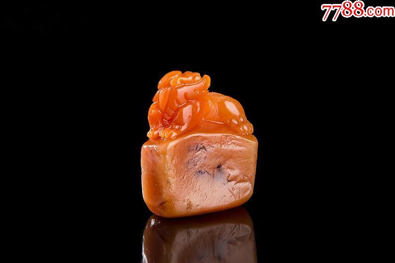 寿山上品中坂煨红田田黄石瑞兽呈祥印章22.8g