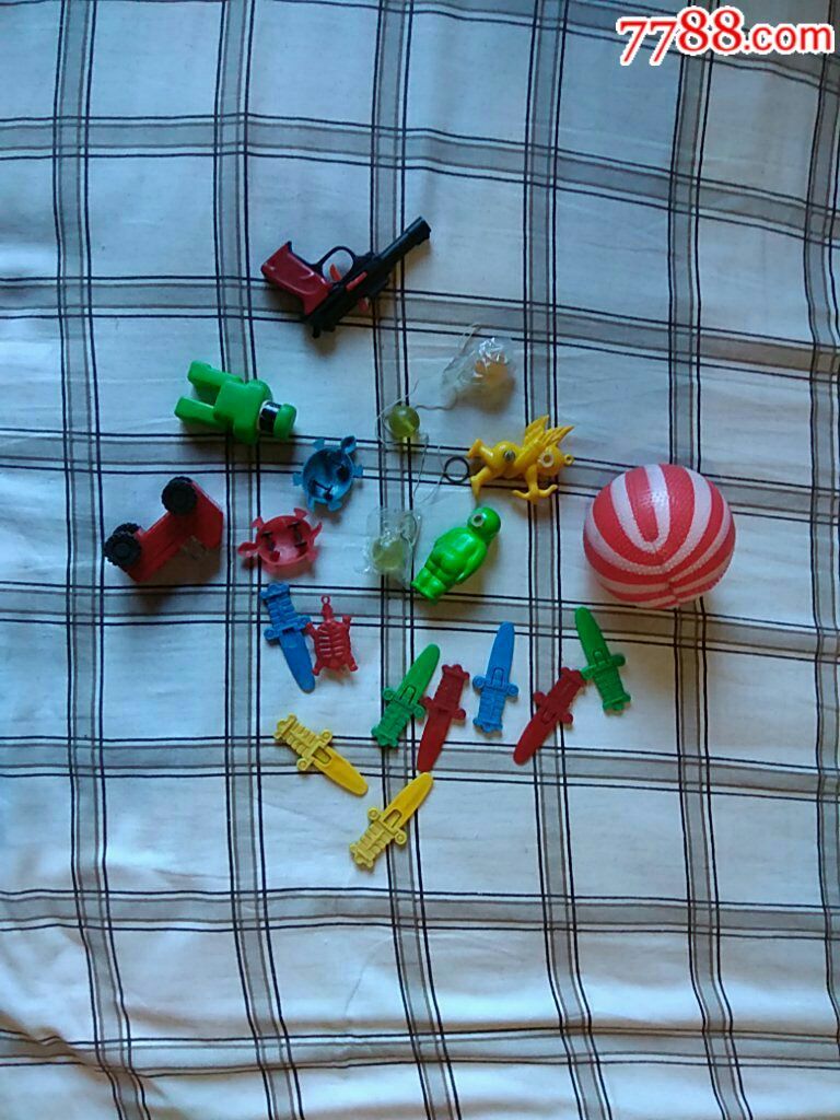 80年代老玩具一小堆