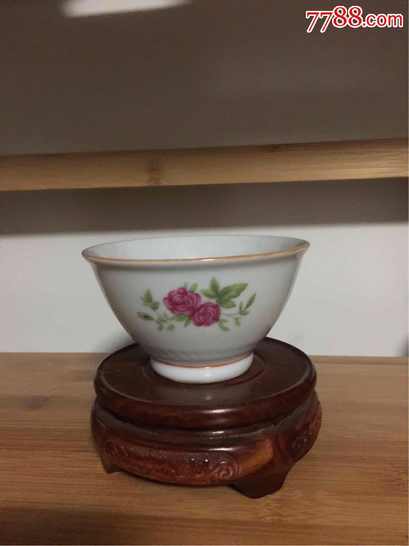50年代手绘山水壶￥109品99醴陵文革碗一对(完好)￥609品99景德镇